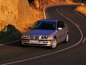 IV (E46)